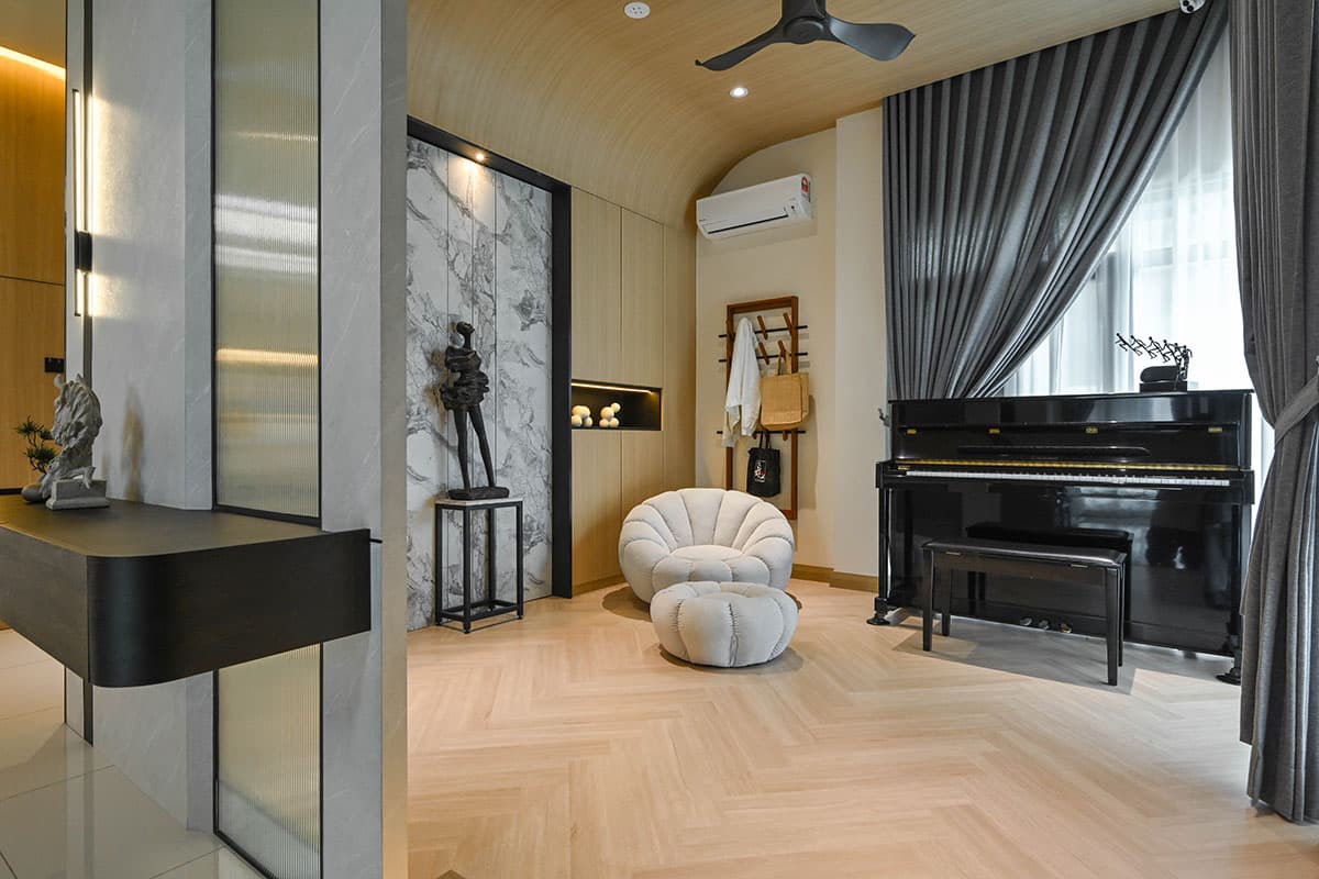 Sitiawan Bungalow — view 4